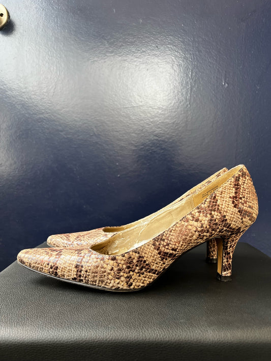 Karen Scott Snake Skin Heel
